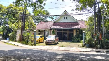 Rumah 1 Lantai Lokasi Premium Jalan Riau, Bagus Buat Cafe/ Resto/ Kantor