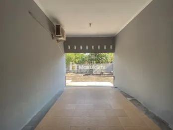 RUMAH 2 LANTAI DI MAGUWOHARJO, DALAM MINI CLUSTER RAPI & NYAMAN