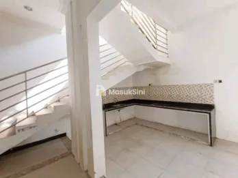 Rumah 2 Lantai Dijual – Villa Bukit Tidar - Merjosari