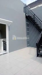RUMAH 2 LANTAI LOKASI PERUMAHAN SUKUN DEKAT KAMPUS UNIKAMA
