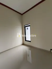 RUMAH 2 LANTAI LOKASI PERUMAHAN SUKUN DEKAT UNIKAMA MALANG