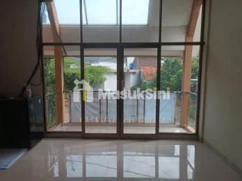 RUMAH BANDUNG TIMUR MAHKOTA CILEUNYI