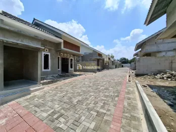 RUMAH BARU DEKAT CANDI SAMBISARI – KALASAN, SLEMAN