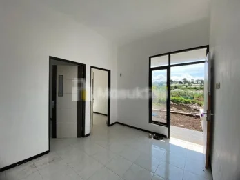 RUMAH BARU LOKASI PERUMAHAN DAERAH NGENEP KARANGPLOSO MALANG