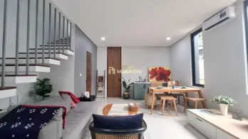 RUMAH CANTIK DEKAT PINTU TOL BRIGIF