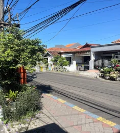 Rumah Dijual di Wonokromo Surabaya Dekat Marvell City Mall