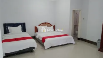 RUMAH GOUST HOUSE LOKASI CELAKET 1/4 LANTAI - HARGA 4,5M