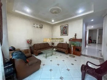 Rumah Hook Dijual di Komplek Sehati Indah Jalan