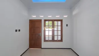 RUMAH KELUARGA SLEMAN, DEKAT MASJID & SEKOLAH ISLAM