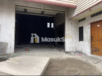 Rumah Kosong 2 Lantai di Kawasan Sunter Agung Jakarta Utara