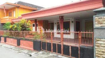 Rumah Luas 5 Kamar di Bandulan