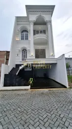 RUMAH MEWAH DI PERUMAHAN GREENLEAF DEKAT TOL GATE LENTENG AGUNG