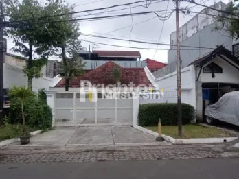 RUMAH MEWAH FULL FURNISHED DI KAWASAN KLOJEN