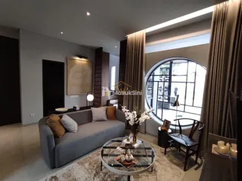 RUMAH MEWAH SIAP HUNI 4 MENIT DARI PASAR CEBOGAN