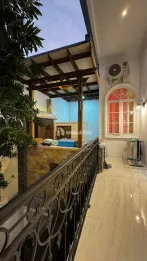 RUMAH MODEL AMERICAN HOUSE DI KOTA MALANG - HARGA 7M NEGO