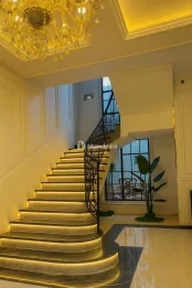 RUMAH MODEL AMERICAN HOUSE DI KOTA MALANG - HARGA 7M NEGO