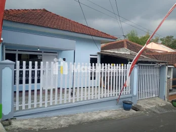 RUMAH MODERN 1 LANTAI DEKAT SMP 16 ARJOSARI - HARGA 900 JT