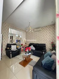 RUMAH MODERN DI CIGADUNG DAGO BANDUNG Hunian yang Mewah dan Nyaman