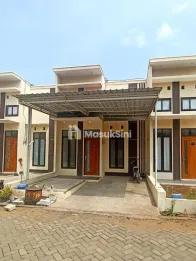 RUMAH MODERN LANTAI 2 LOKASI LAWANG - HARGA 345