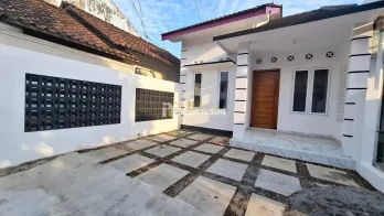 RUMAH MURAH, 400 JUTAAN DEKAT SMA NEGERI 1 PRAMBANAN