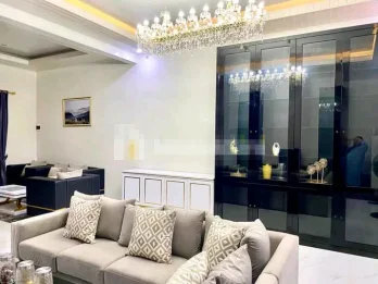 RUMAH SECOND MINIMALIS LOKASI ARAYA DEKAT KAMPUS BINUS