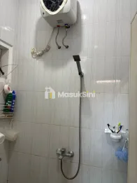 RUMAH SECOND MINIMALIS LOKASI PANDANWANGI - HARGA 1,350M