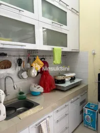 RUMAH SECOND MINIMALIS LOKASI PANDANWANGI - HARGA 1,350M