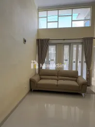 RUMAH SECOND MINIMALIS LOKASI PANDANWANGI - HARGA 1,350M