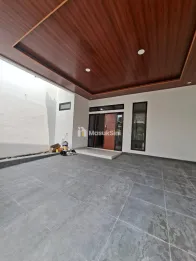 RUMAH SECOND MINIMALIS LOKASI SULFAT - HARGA 2,5M NEGO