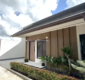 RUMAH SIAP HUNI DESAIN MODERN AREA SLEMAN,