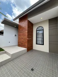 RUMAH SIAP HUNI FULL FURNISH LOKASI BANDULAn MALANG