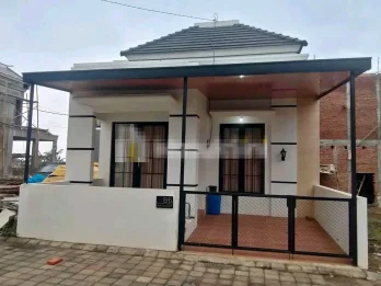 RUMAH VILLA LOKASI BOCEK KARANGPLOSO MALANG