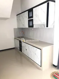 RUMAH VILLA LOKASI KETINDAN LAWANG MALANG