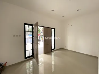 SEWA RUMAH BUAH BATU BAGUS UNTUK KANTOR/ USAHA, LOKASI STRATEGIS