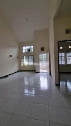 SEWA Rumah Taman Pondok Indah, Wiyung, Surabaya - Hommy & Cosy