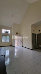 SEWA Rumah Taman Pondok Indah, Wiyung, Surabaya - Hommy & Cosy