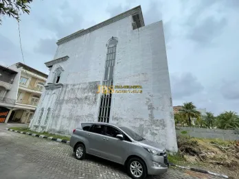 Villa Hook Dijual di Komplek Taman Anggrek Jalan T. Amir Hamzah