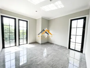 Villa Komplek Citraland Gama City Cluster Ravelles Place