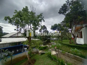 VILLA MEWAH LUAS DAN TERAWAT PLUS KOLAM RENANG