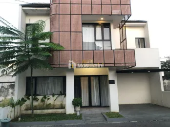 Cluster Mewah,Full Furnished,Siap Huni,9 Menit Ke