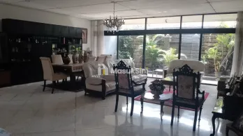 Di Jual Rumah Mewah Shm di Jalan Gudang Peluru Jakarta Selatan