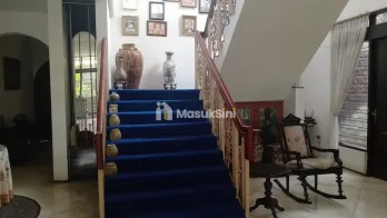 Di Jual Rumah Mewah Shm di Jalan Gudang Peluru Jakarta Selatan