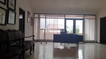 Di Jual Rumah Mewah Shm di Jalan Gudang Peluru Jakarta Selatan