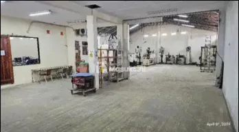 Dijual Gudang SHM di Raya Setu Serang, Kabupaten Bekasi