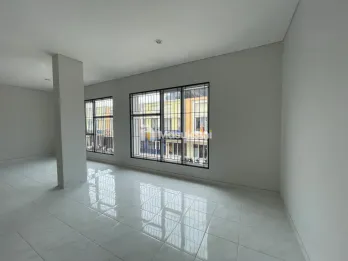 Dijual Ruko Gandeng ARCADIA GRANDE di Jl.Boulevard Raya, Kelapa Dua, Gading