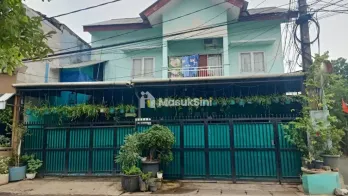 Dijual Rumah 2 Lantai di Jalan Bambu Hitam,