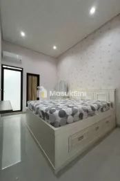 Dijual Rumah 2 Lantai Greenland Tidar Malang