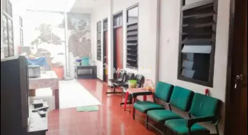 Dijual Rumah 2 Lantai Strategis di Siwalankerto, Surabaya