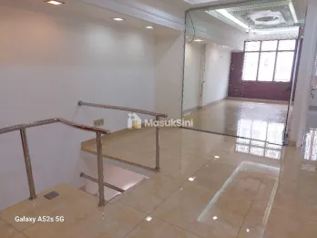 Dijual Rumah 2,5 Lantai di Jalan Tanjung Duren, Jakarta Barat