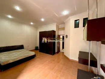 Dijual Rumah 2,5 Tingkat di Komplek Cemara Asri Medan Jalan Kiwi